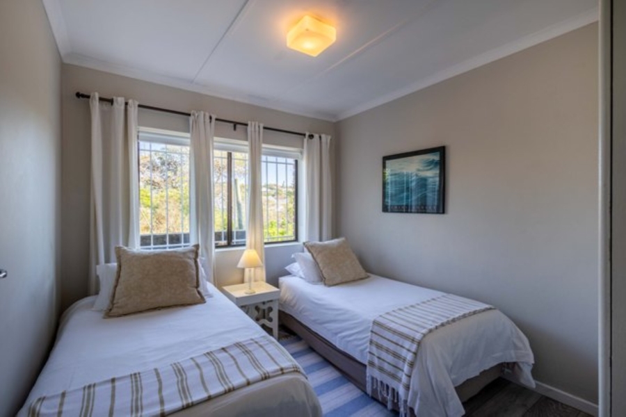 4 Bedroom Property for Sale in Seaside Longships Western Cape